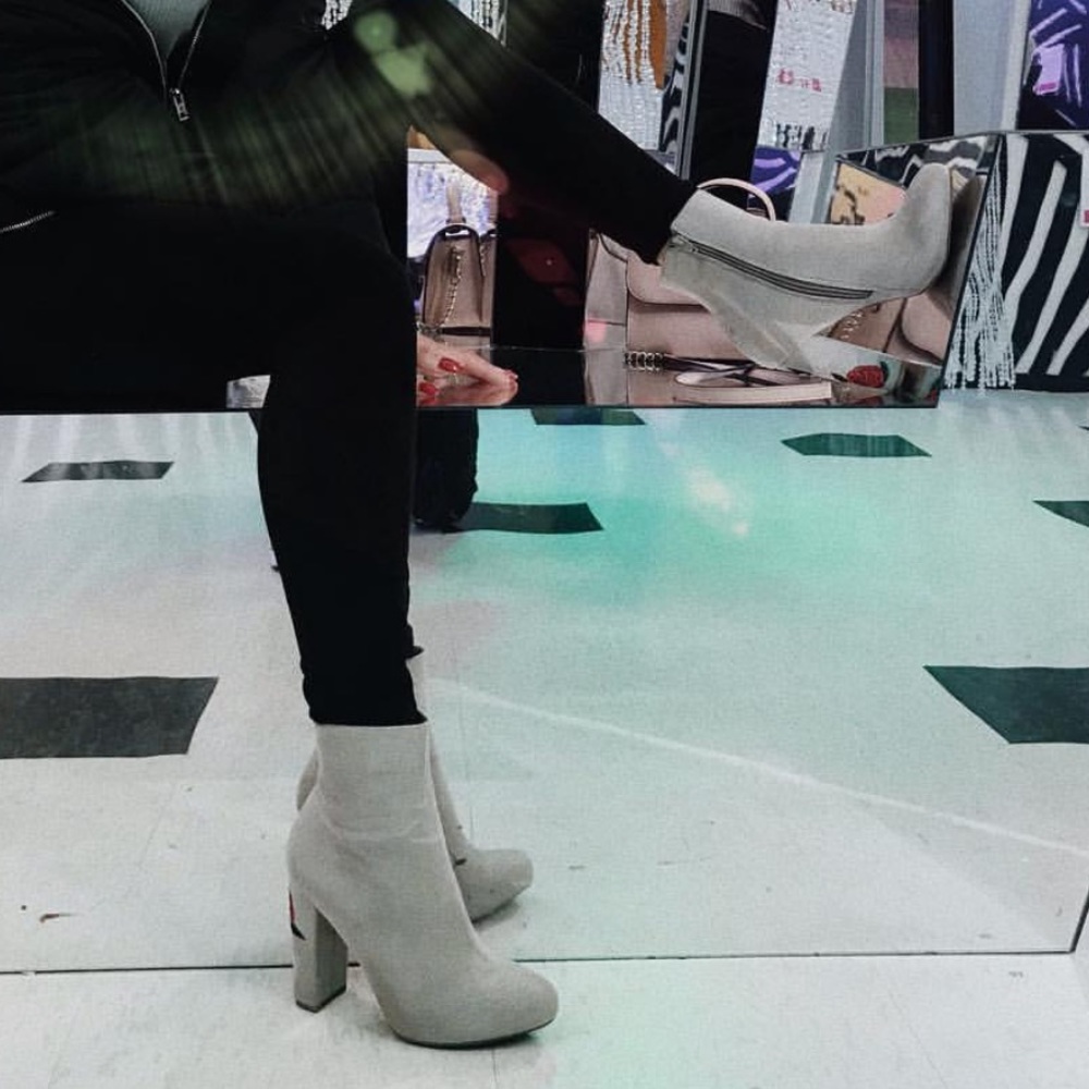 Gray booties with roses